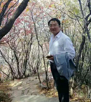 889.jpg